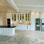 Villa 4 A Pres De Monaco