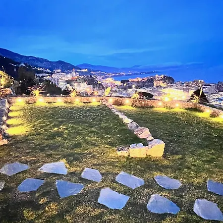 4 A Pres De Monaco