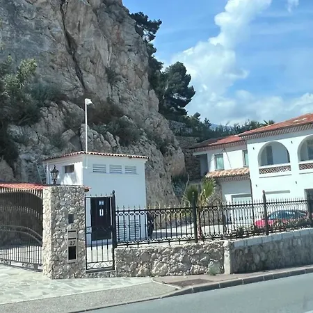 4 A Pres De Monaco