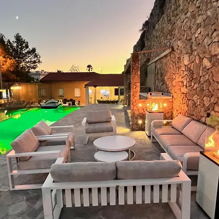 Villa 4 à Près De Monaco