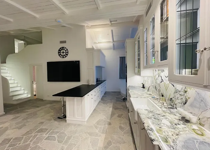Villa 4 A Pres De Monaco *