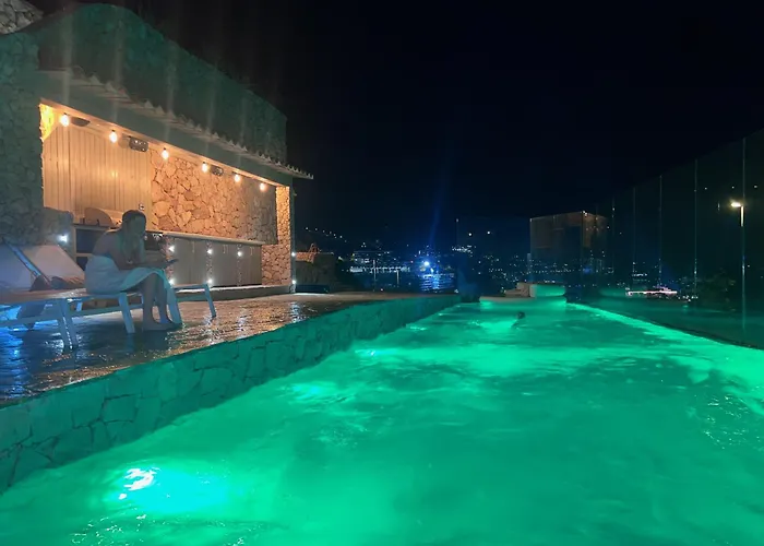 Villa 4 A Pres De Monaco