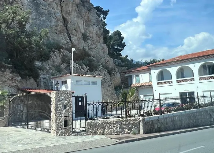 4 A Pres De Monaco