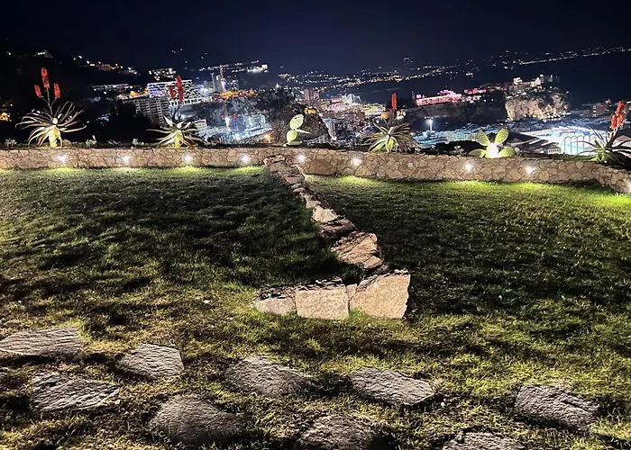 4 A Pres De Monaco Villa *