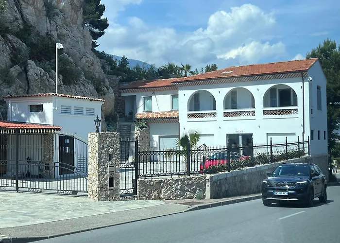 4 A Pres De Monaco